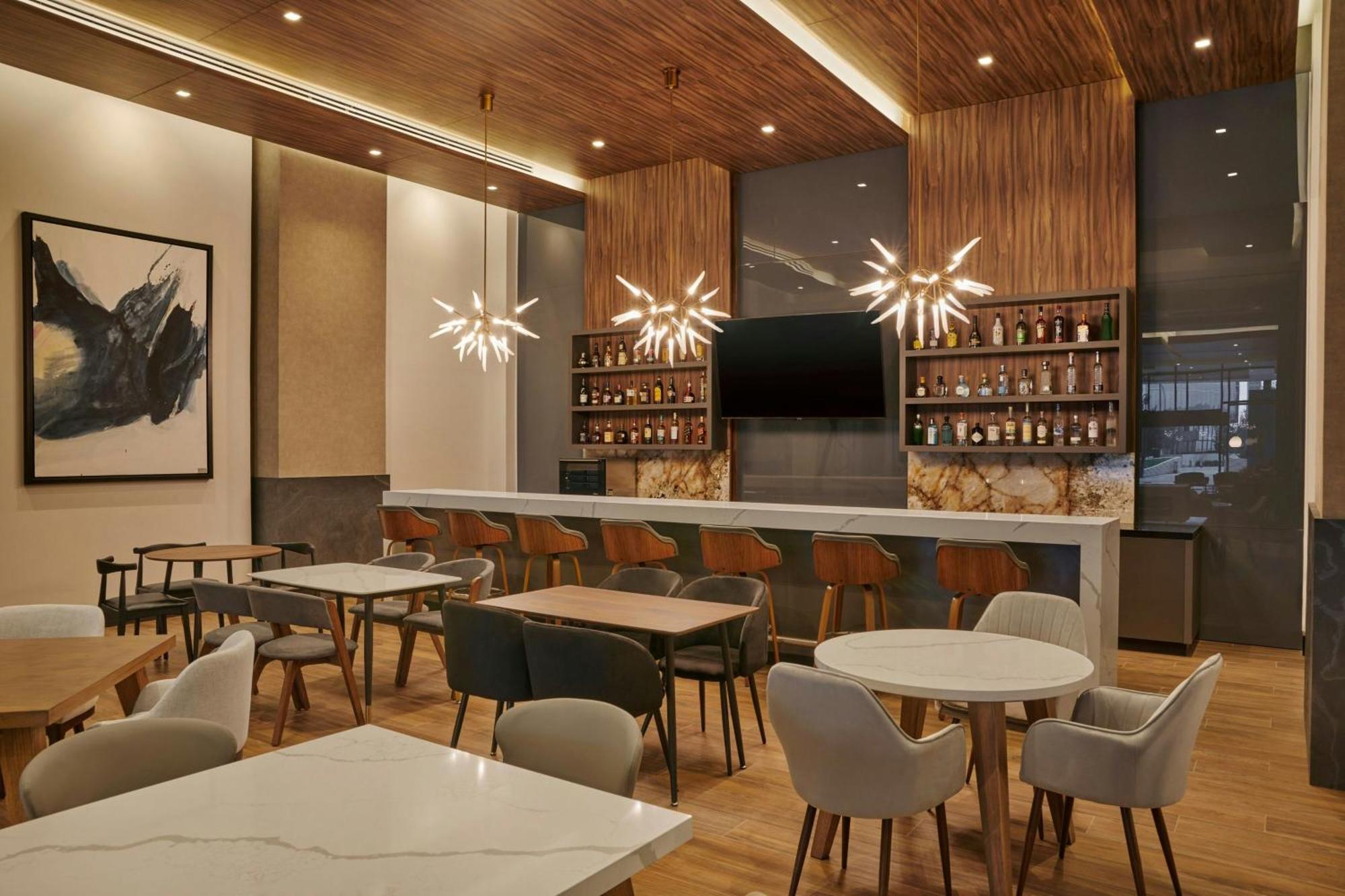 Ac Hotel By Marriott Saltillo Exterior photo