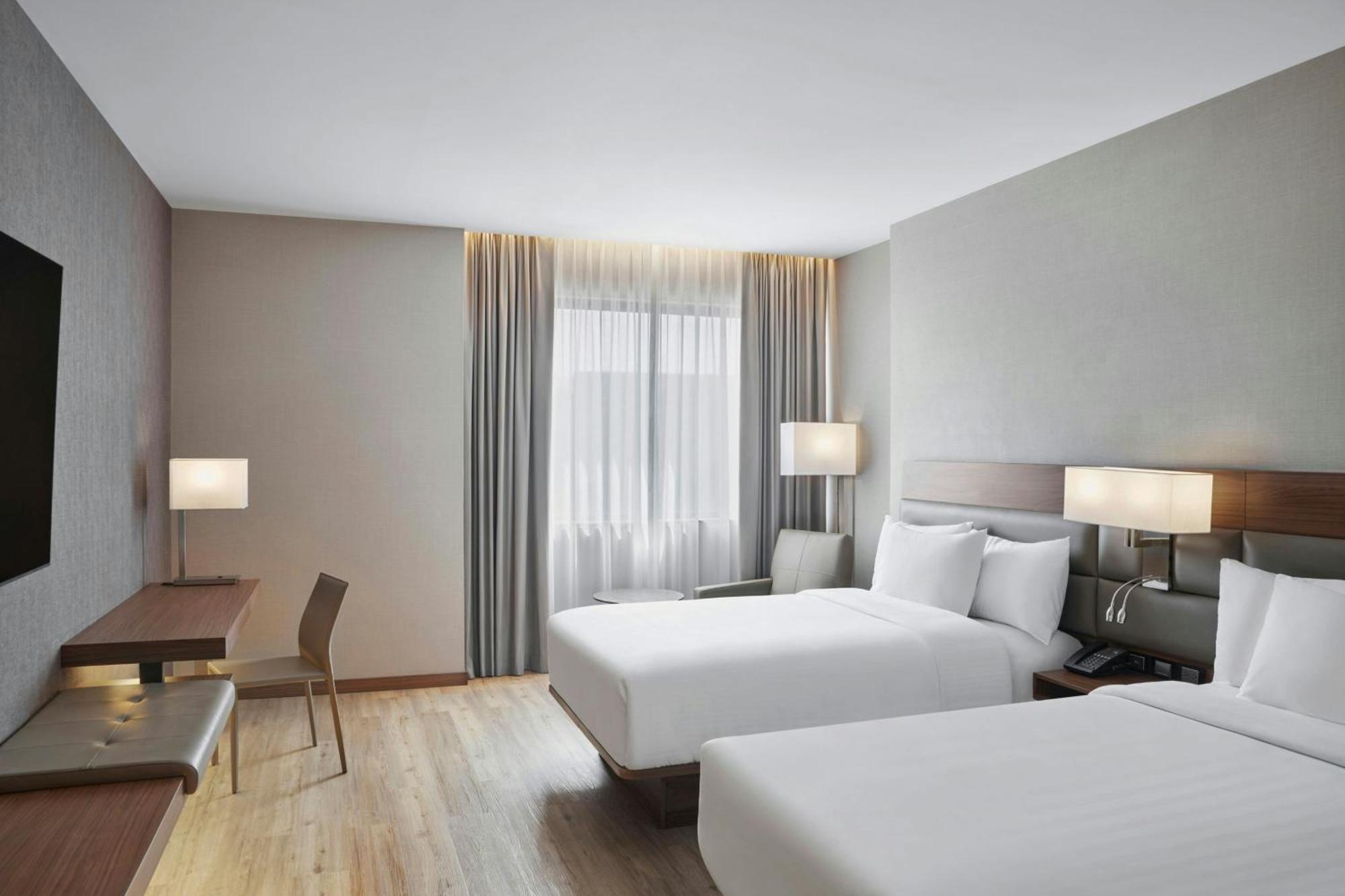 Ac Hotel By Marriott Saltillo Exterior photo